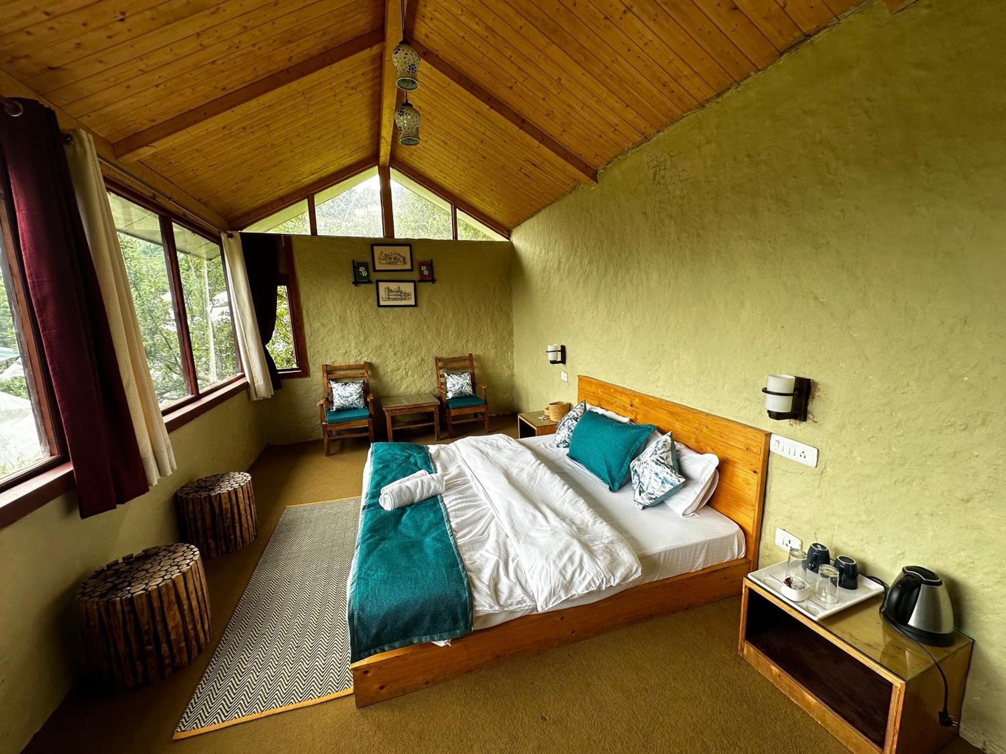 Daak Bangla Retreat Hotel Kufri Exterior photo